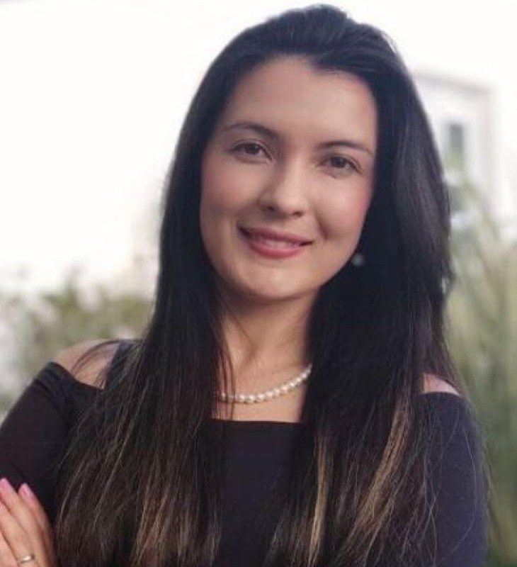 Professora Marioly para aprender espanhol