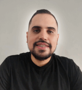 Professor Brian é experiente, ideal para aprender espanhol